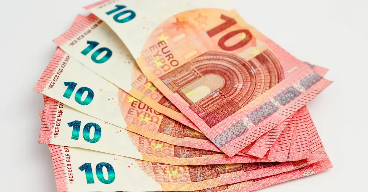 Taux Euro-Dinar : la différence entre le cours officiel et le Square